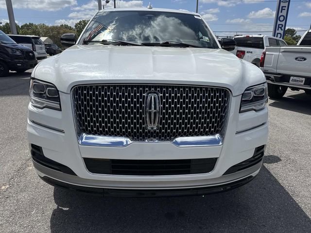 Used 2024 Lincoln Navigator L Reserve image 2
