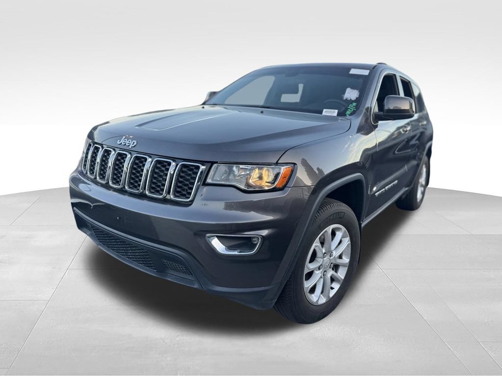 Used 2021 Jeep Grand Cherokee Laredo RWD image 1