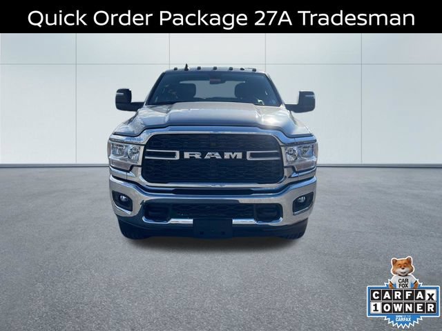 Used 2023 RAM 3500 Tradesman w/ Chrome Appearance Group AWD/4WD image 2
