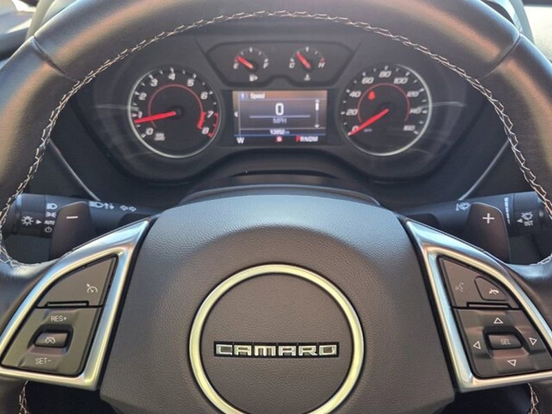 Used 2020 Chevrolet Camaro LT image 20