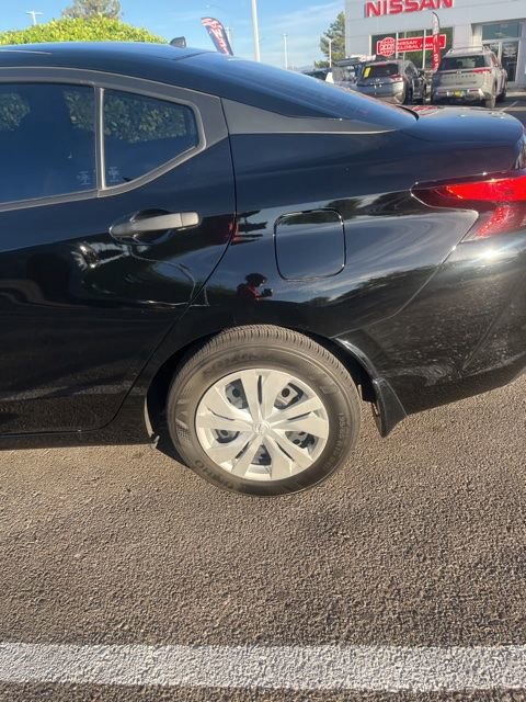 Certified 2024 Nissan Versa S w/ Trunk Package image 9