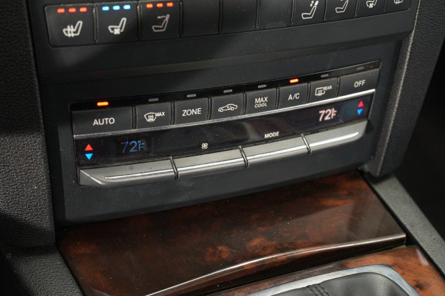 Used 2011 Mercedes-Benz E 350 Cabriolet image 38