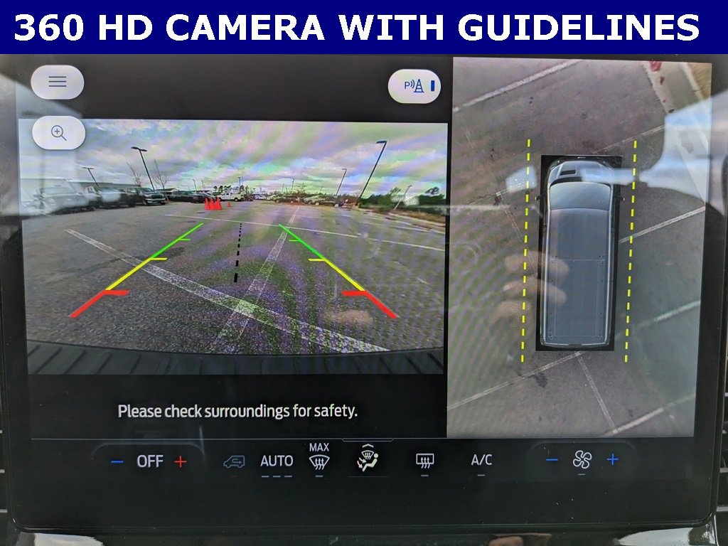 Used 2023 Ford Transit 350 XLT image 3