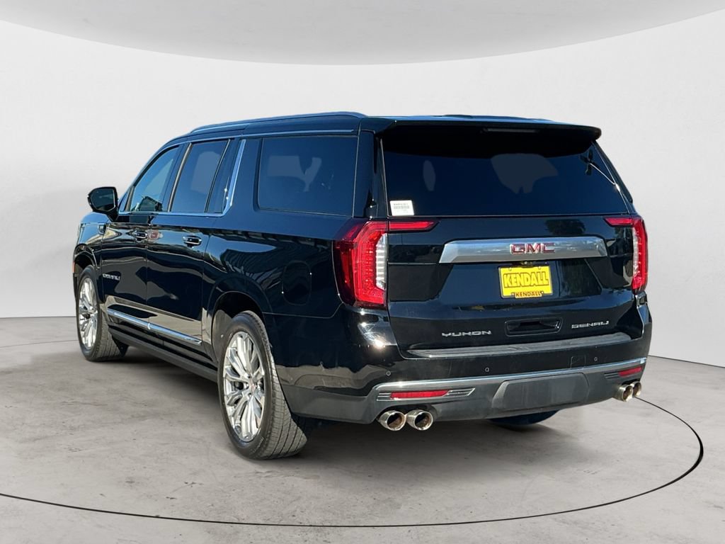 Used 2023 GMC Yukon XL Denali w/ Denali Reserve Package AWD/4WD image 7