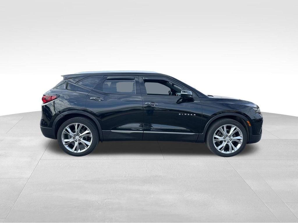 Used 2022 Chevrolet Blazer Premier w/ Enhanced Convenience Package AWD/4WD image 4