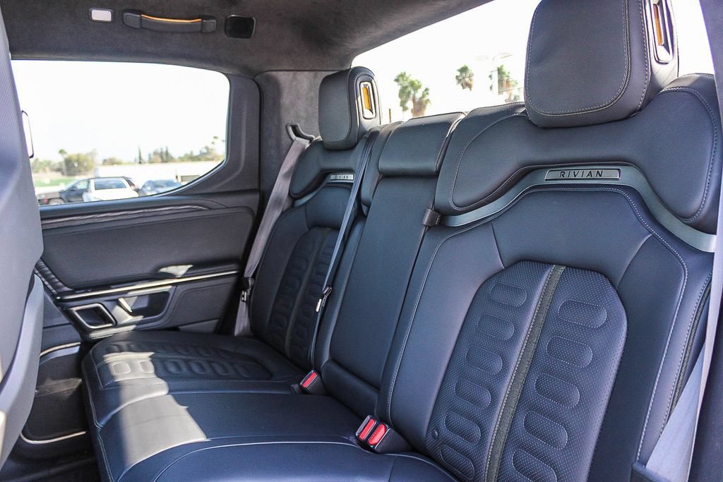 Used 2023 Rivian R1T Adventure Dual AWD/4WD image 19