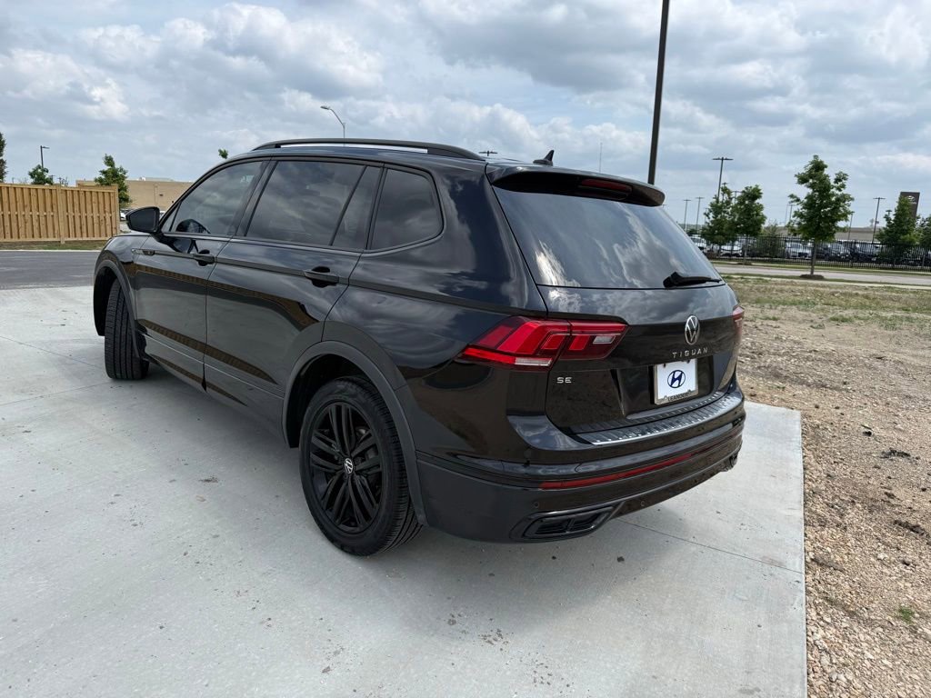Used 2022 Volkswagen Tiguan SE R-Line FWD image 7