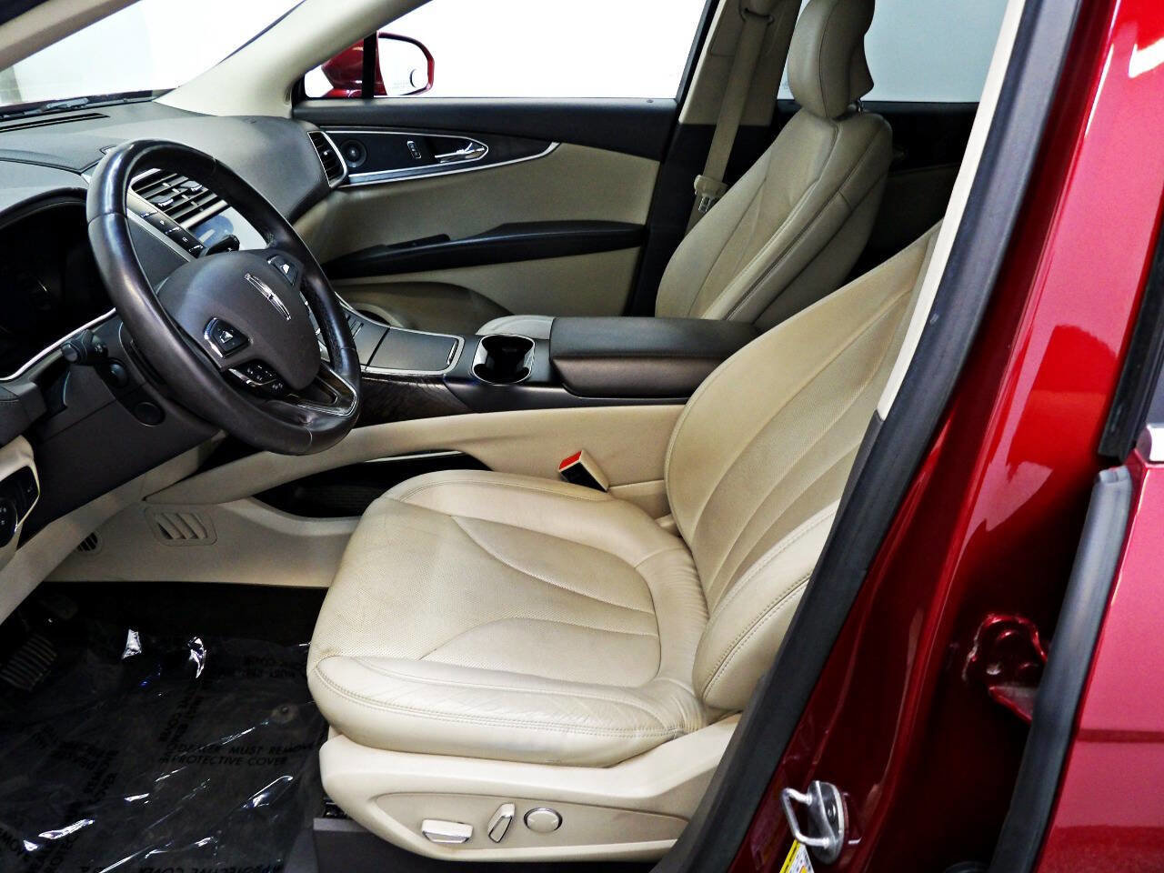 Used 2016 Lincoln MKX Reserve w/ Technology Package image 8