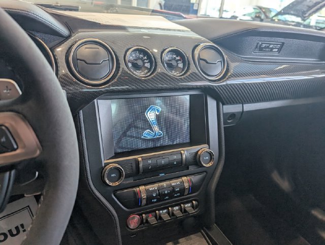 Used 2020 Ford Mustang Shelby GT500 w/ Technology Package RWD image 22