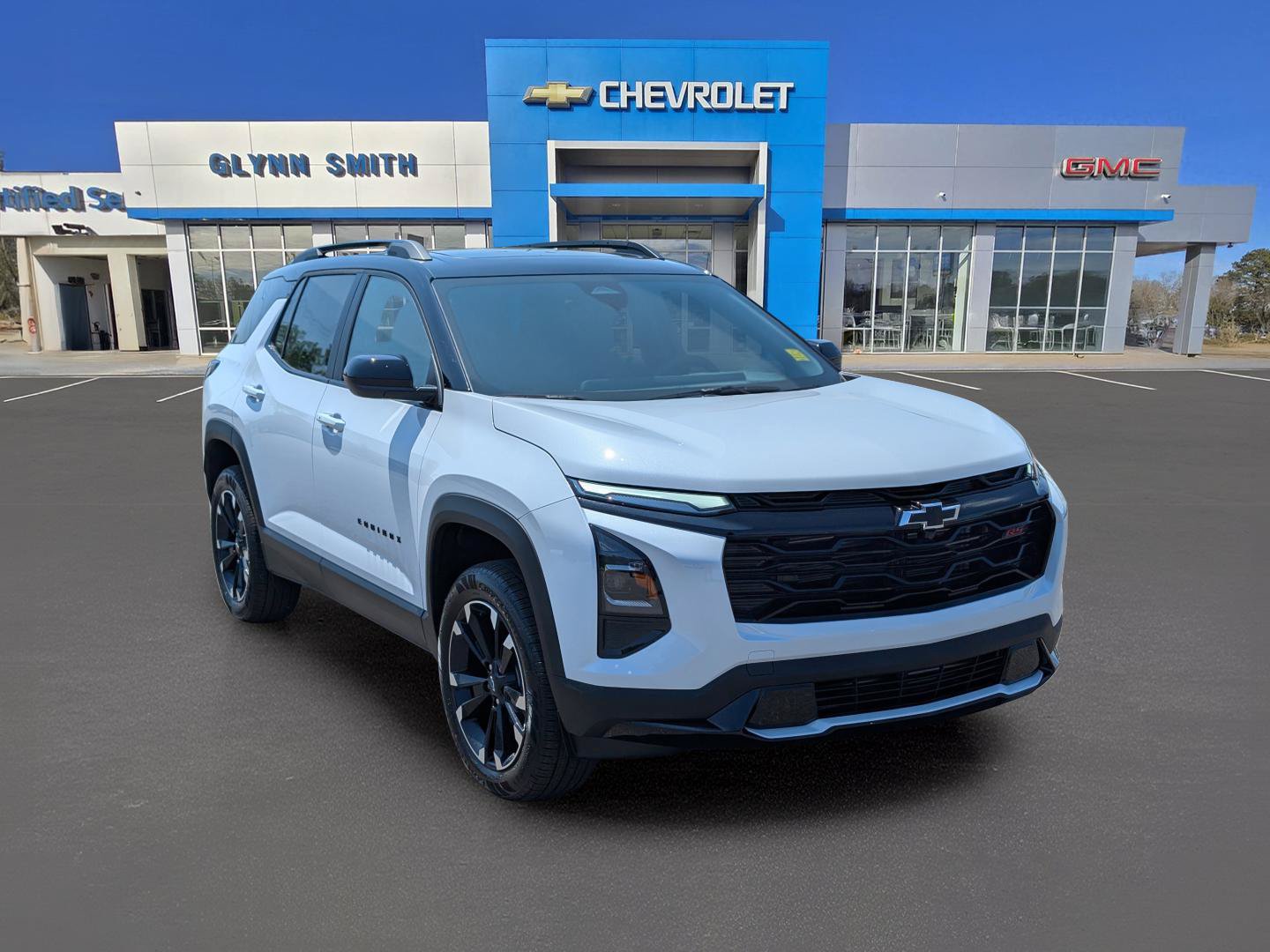 New 2026 Chevrolet Equinox RS w/ Convenience Package III FWD image 3