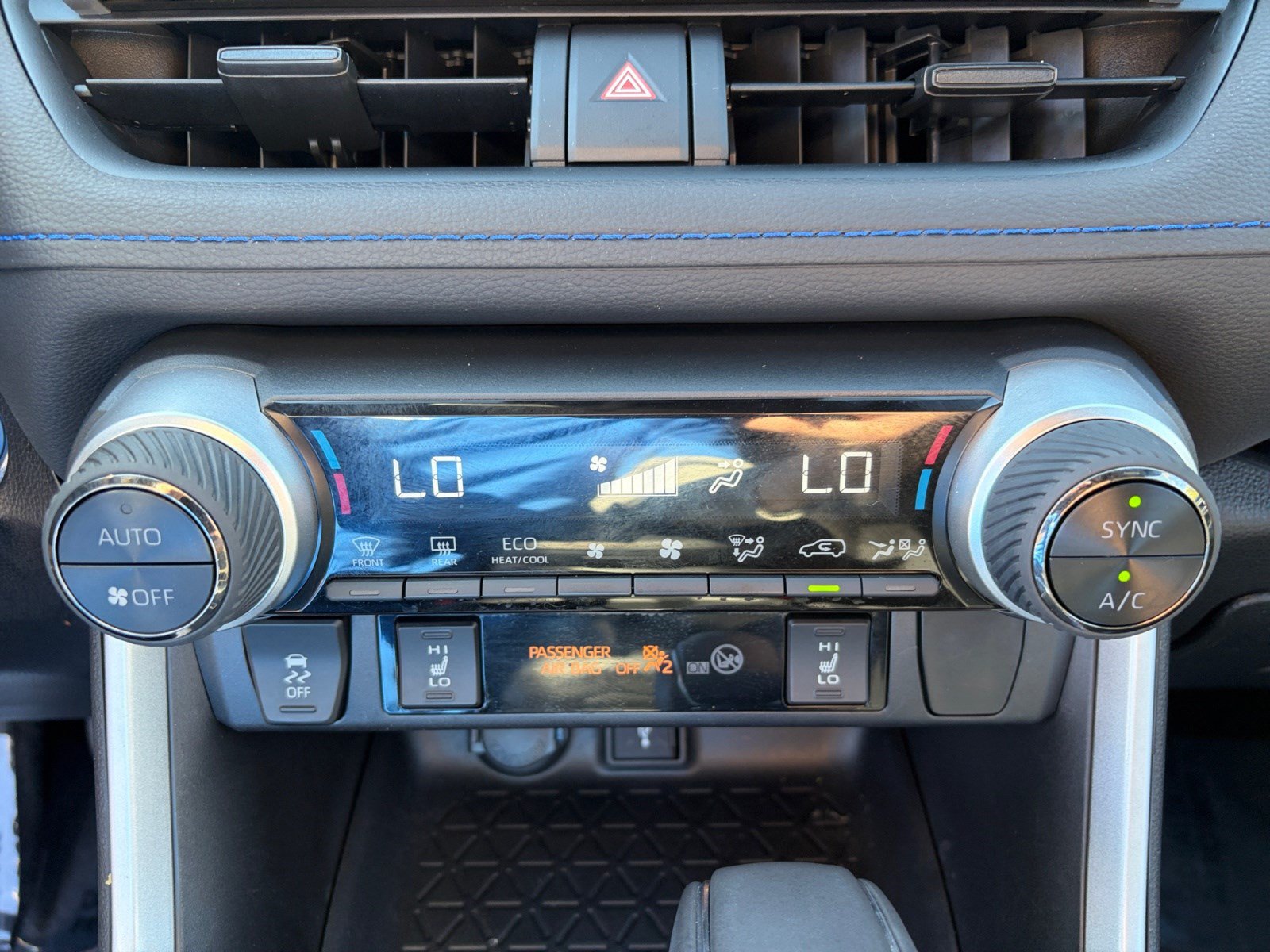 Certified 2022 Toyota RAV4 SE w/ Convenience Package AWD/4WD image 22
