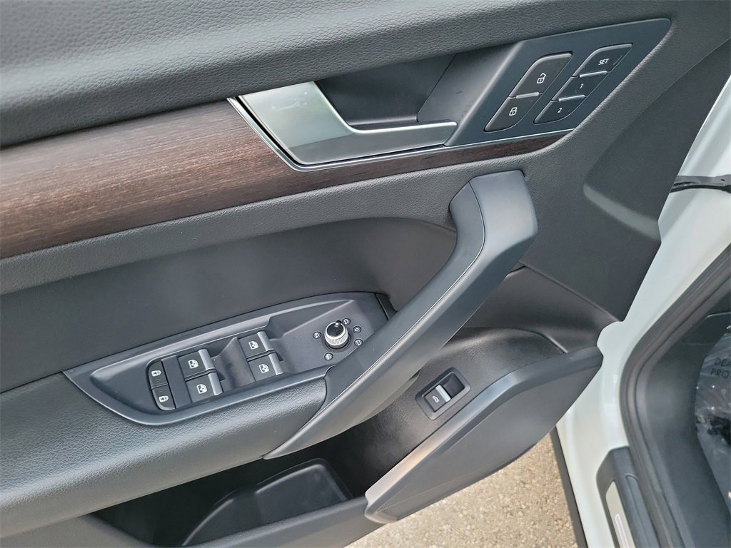 Used 2022 Audi Q5 2.0T Premium image 16