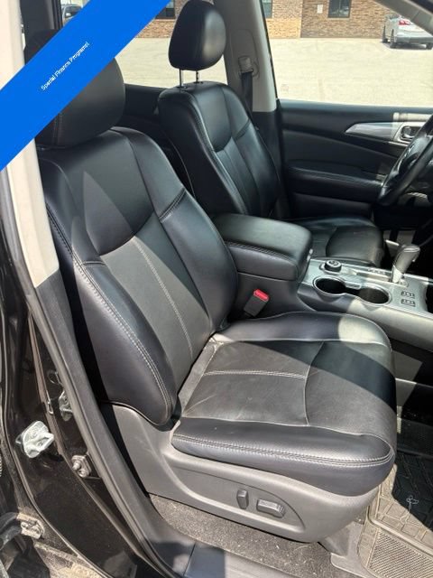 Used 2019 Nissan Pathfinder SL AWD/4WD image 33