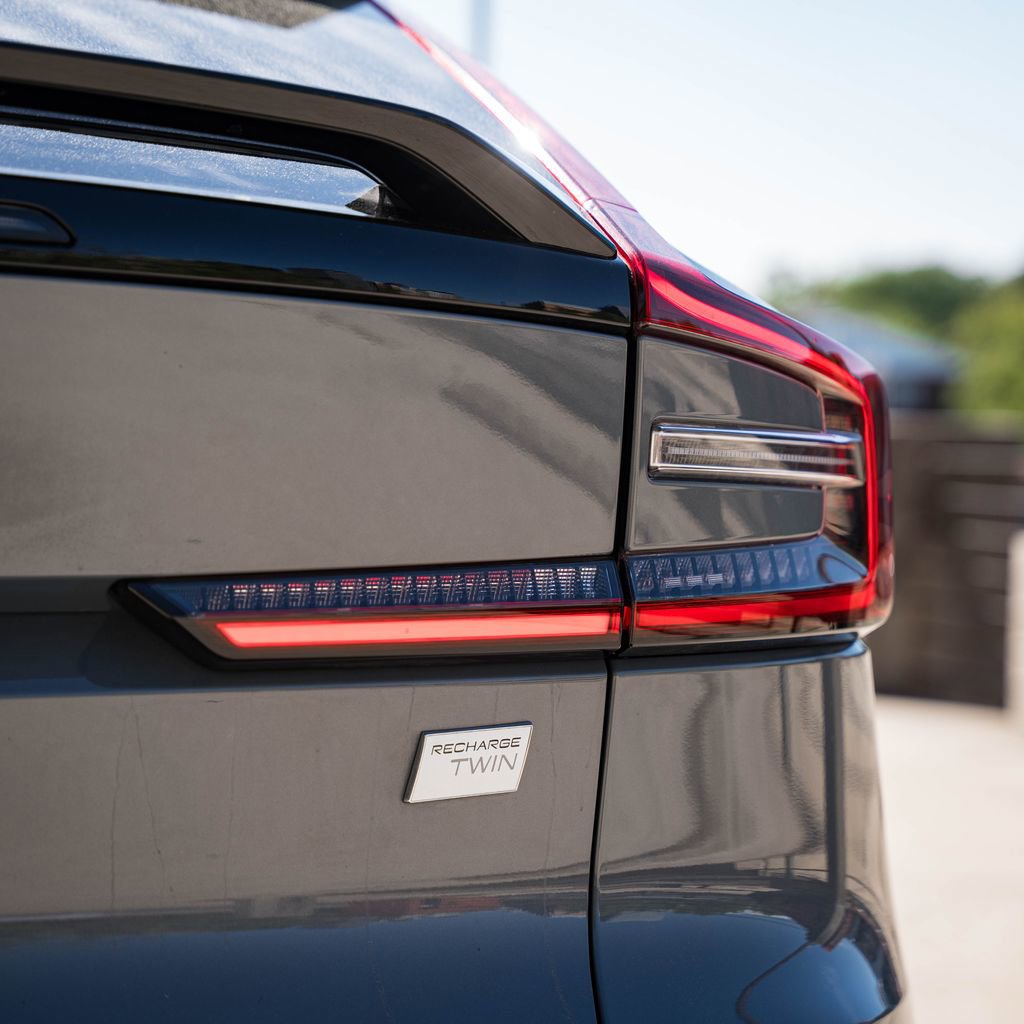 Certified 2023 Volvo C40 P8 Recharge Ultimate image 6