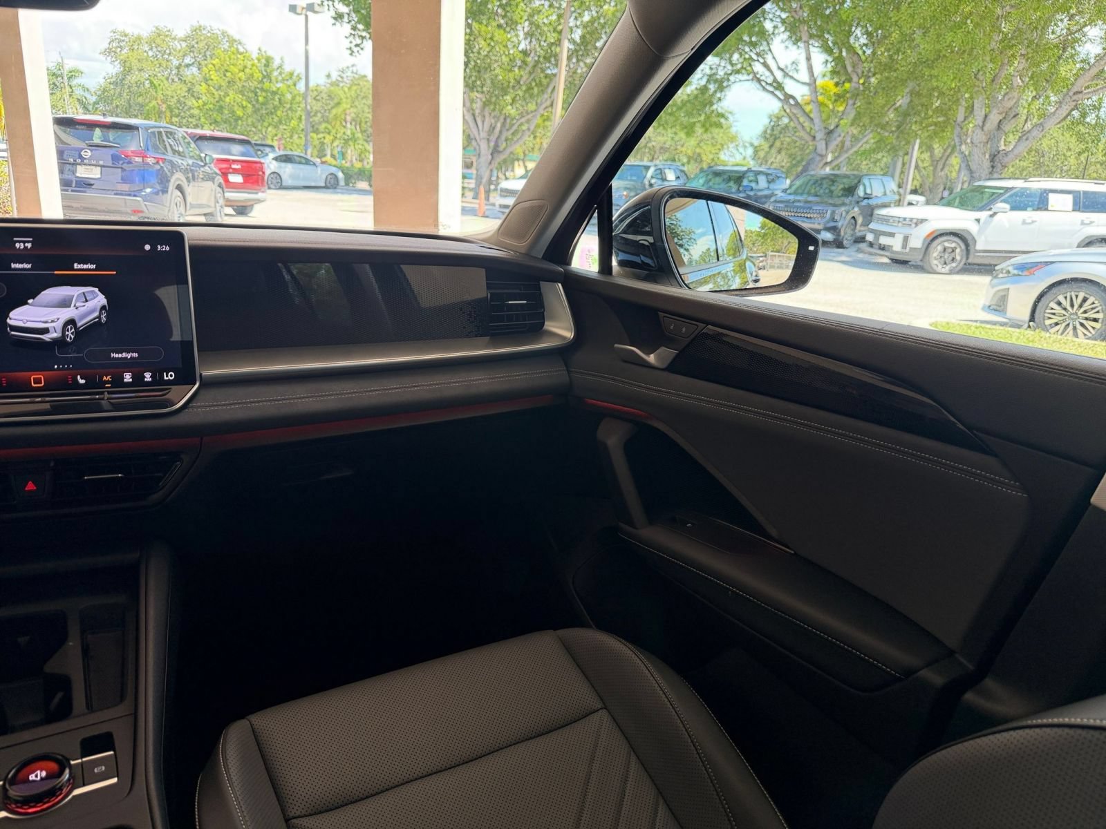 Used 2026 Volkswagen Tiguan SE FWD image 30
