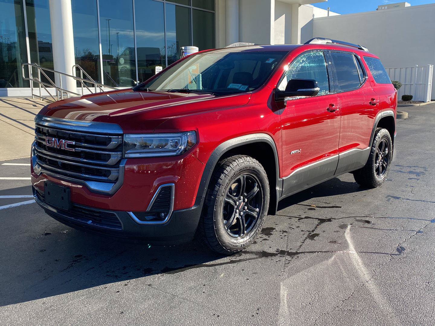 Used 2023 GMC Acadia AT4 w/ Technology Package AWD/4WD image 7