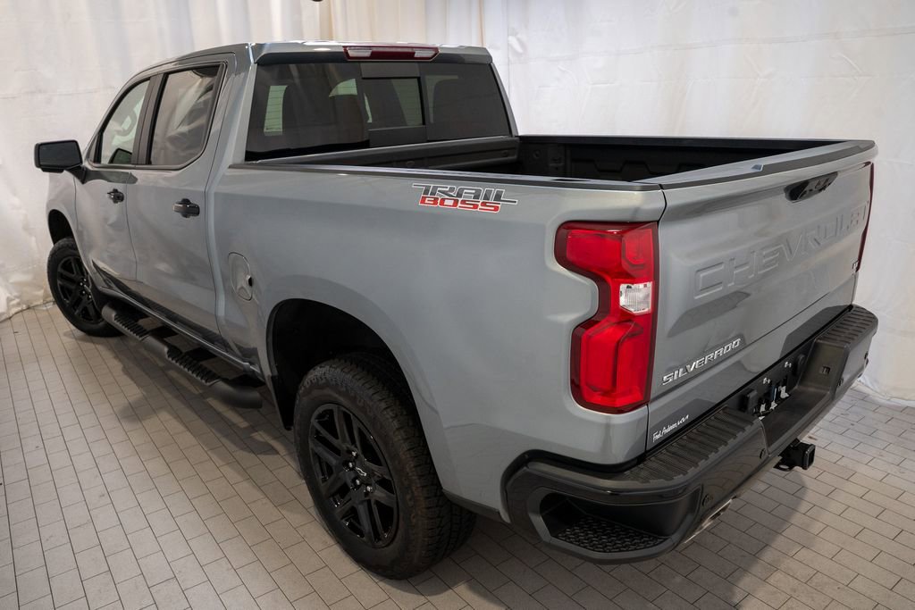 Used 2025 Chevrolet Silverado 1500 LT Trail Boss w/ LT Trail Boss Premium Package image 4