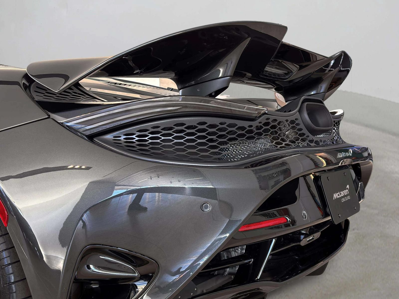 New 2026 McLaren 750S Spider RWD image 36