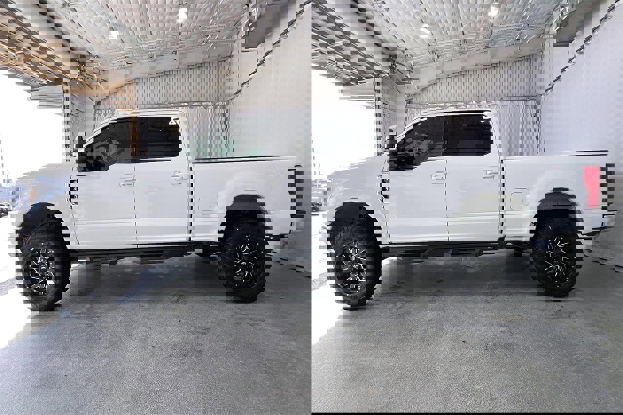 Used 2019 Ford F250 Lariat image 26