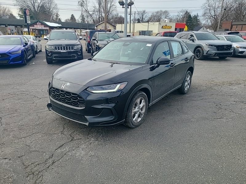 Used 2024 Honda HR-V LX image 2