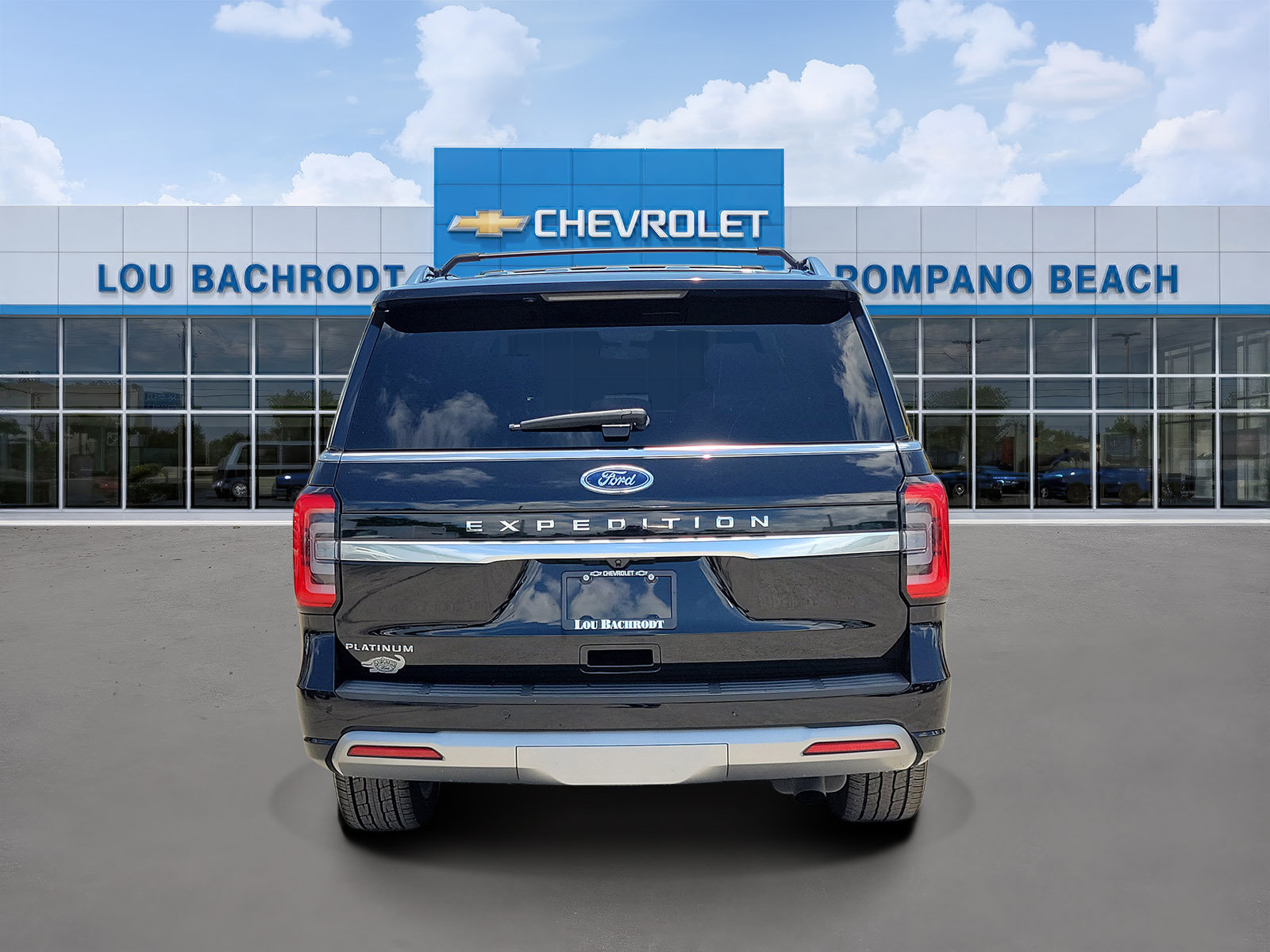 Used 2023 Ford Expedition Platinum AWD/4WD image 4