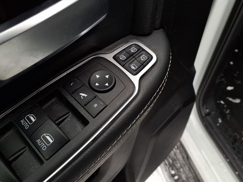 Used 2024 RAM 2500 Big Horn w/ Bed Utility Group image 22