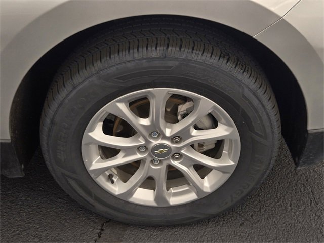 Used 2021 Chevrolet Equinox LT w/ Driver Convenience Package image 19