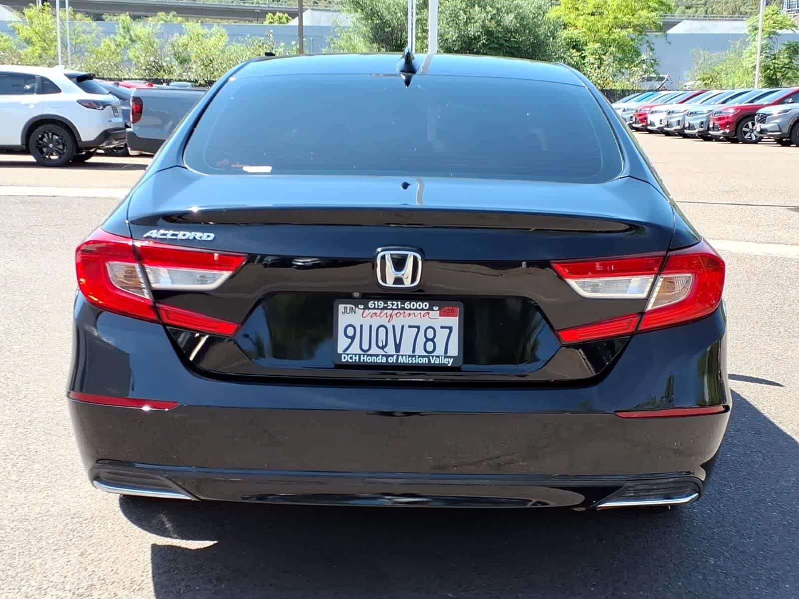 Used 2018 Honda Accord LX image 5
