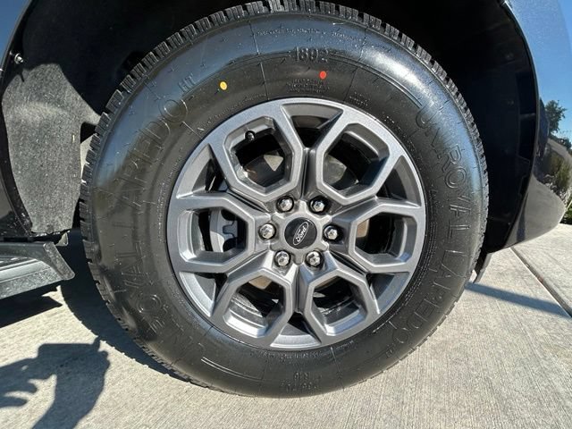 Used 2025 Ford Expedition Active AWD/4WD image 36