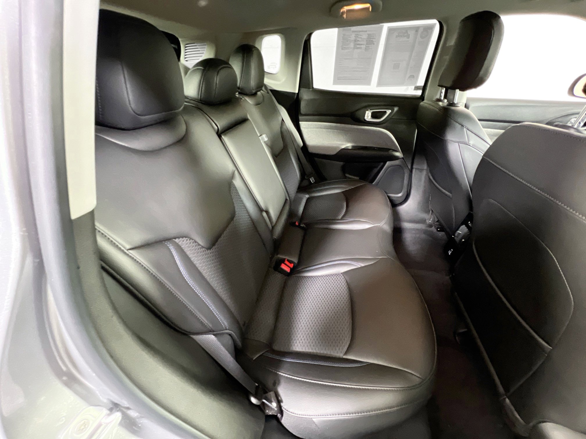 Used 2022 Jeep Compass Latitude w/ Convenience Group image 23