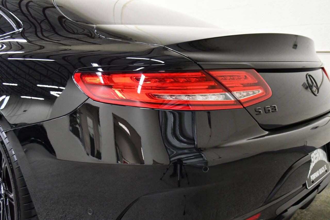 Used 2015 Mercedes-Benz S 63 AMG S 63 AMG AWD 4MATIC 2dr Coupe image 32