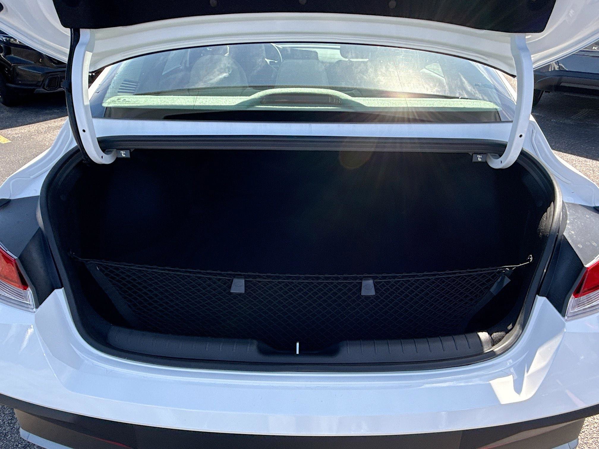 New 2026 Hyundai Elantra Sport image 18