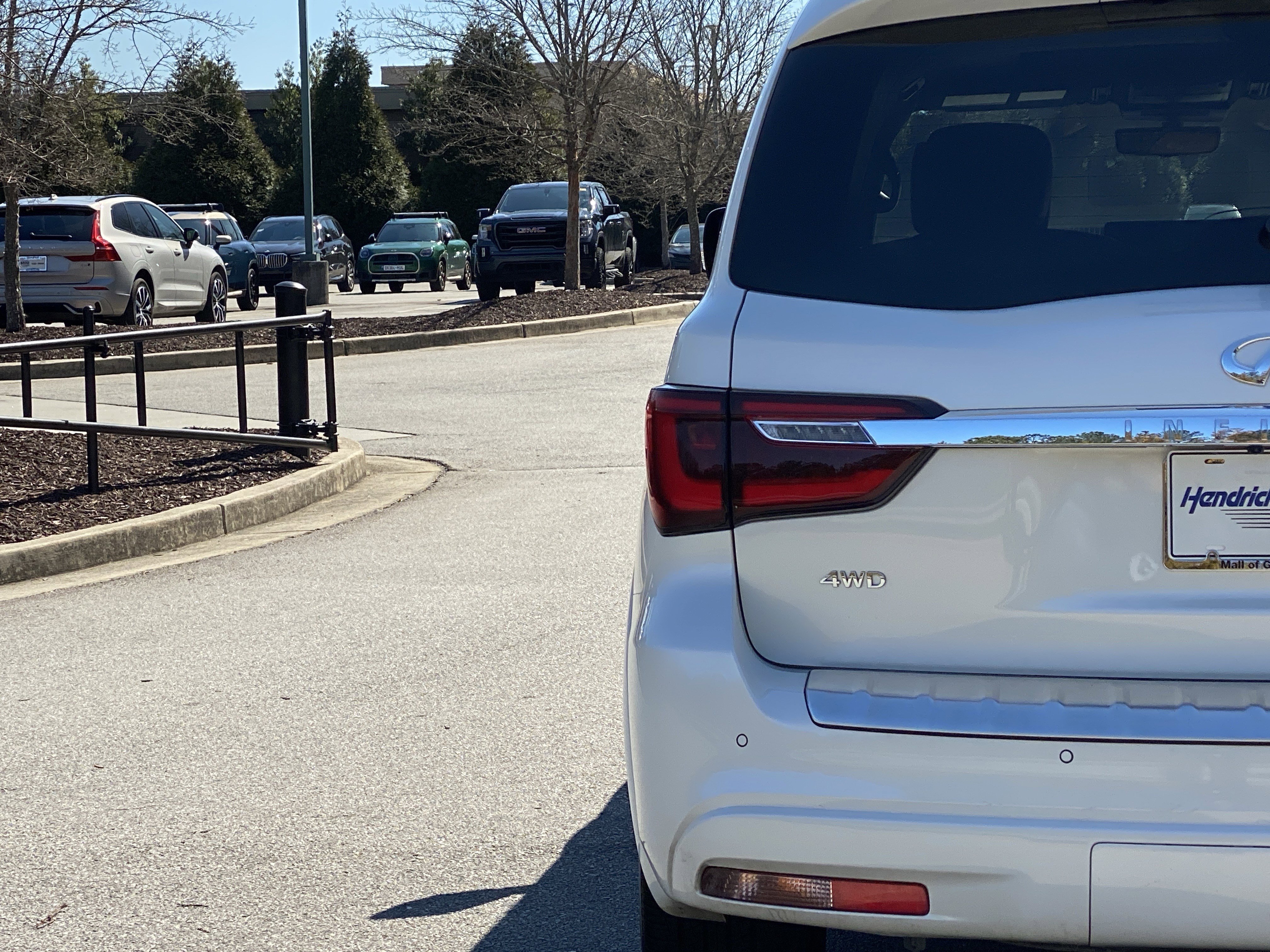 Used 2023 INFINITI QX80 Sensory w/ Cargo Package image 22