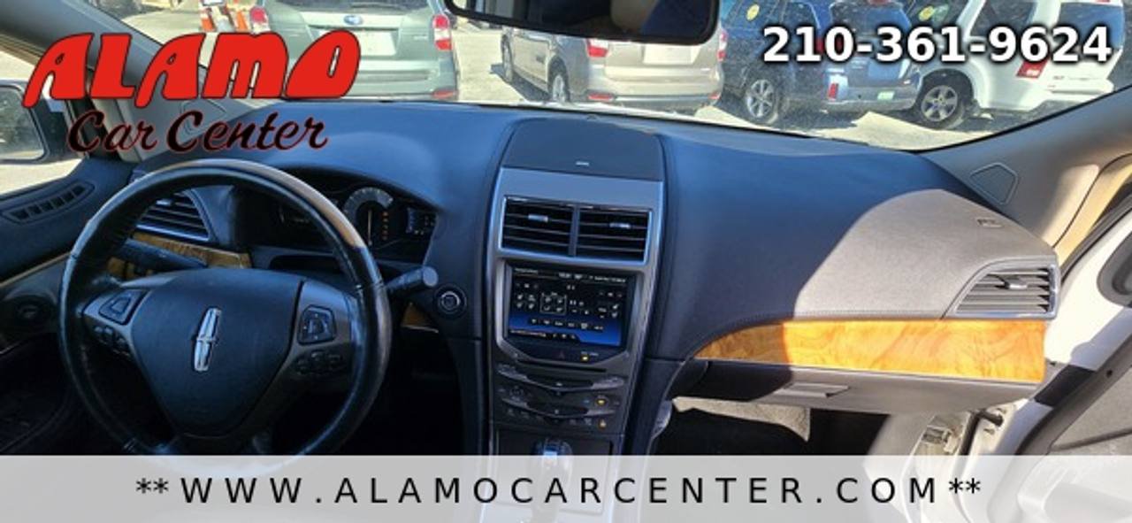 Used 2012 Lincoln MKX FWD image 17