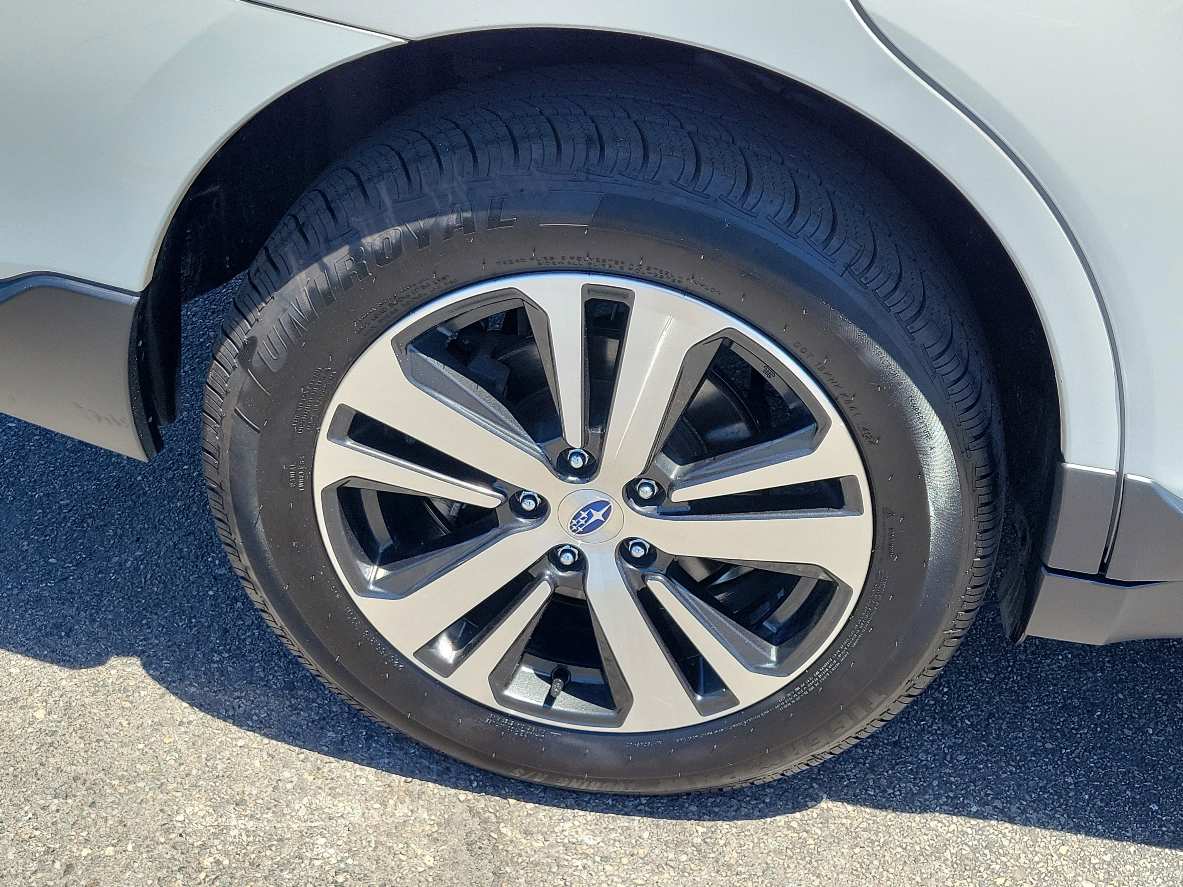 Used 2019 Subaru Outback 2.5i Limited image 10