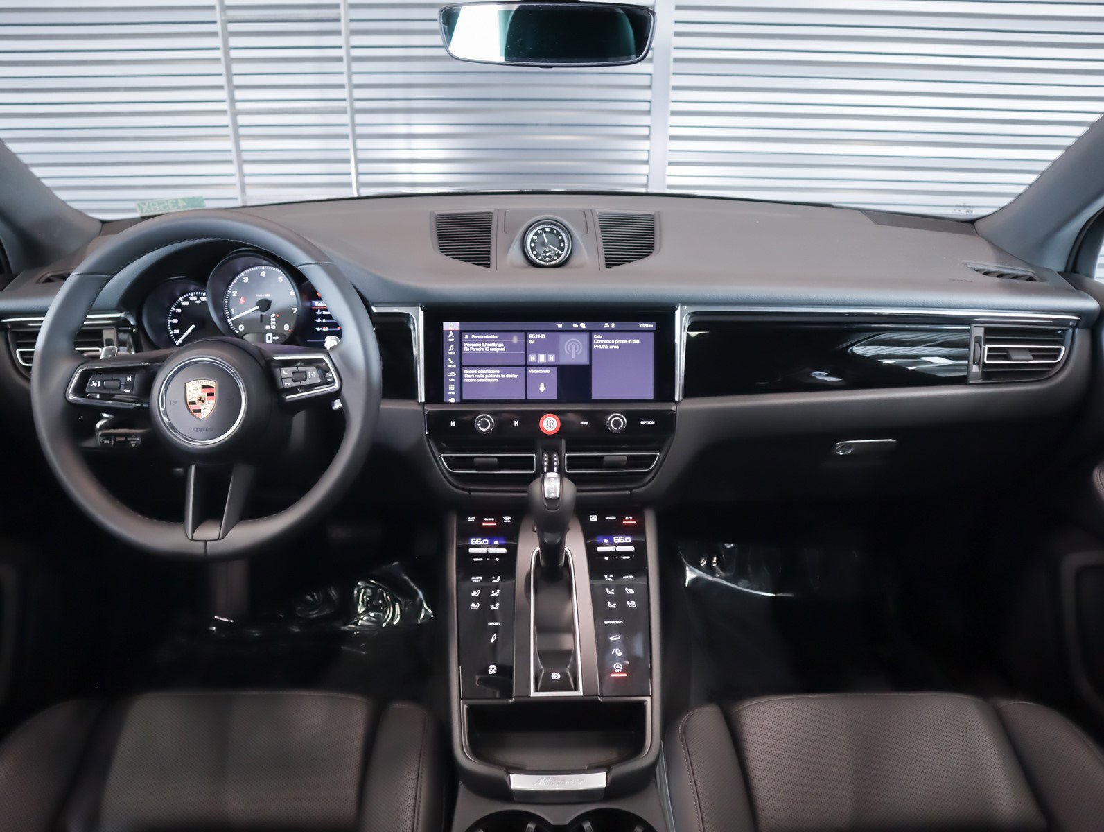 New 2026 Porsche Macan S image 12