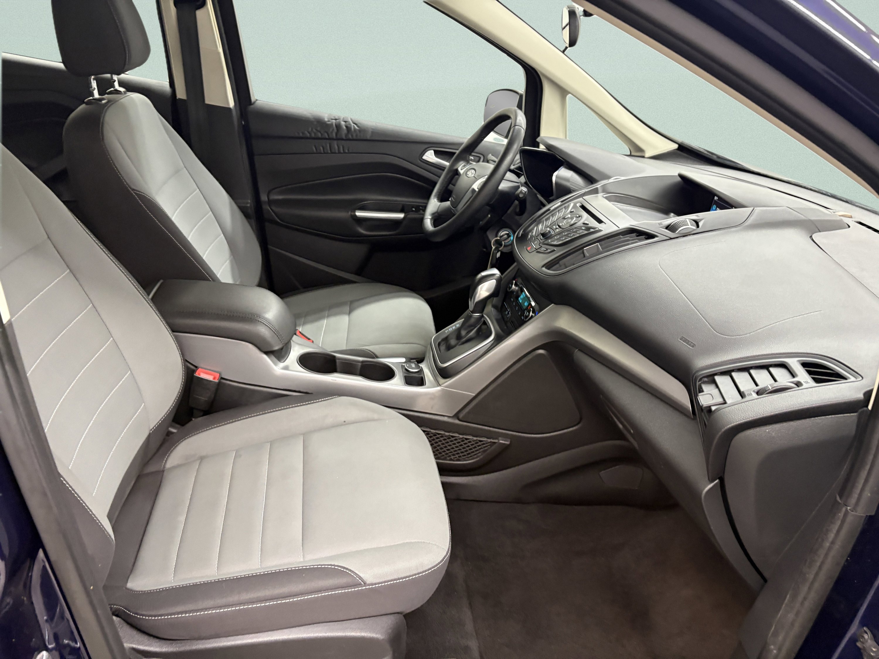 Used 2016 Ford C-MAX SE image 19