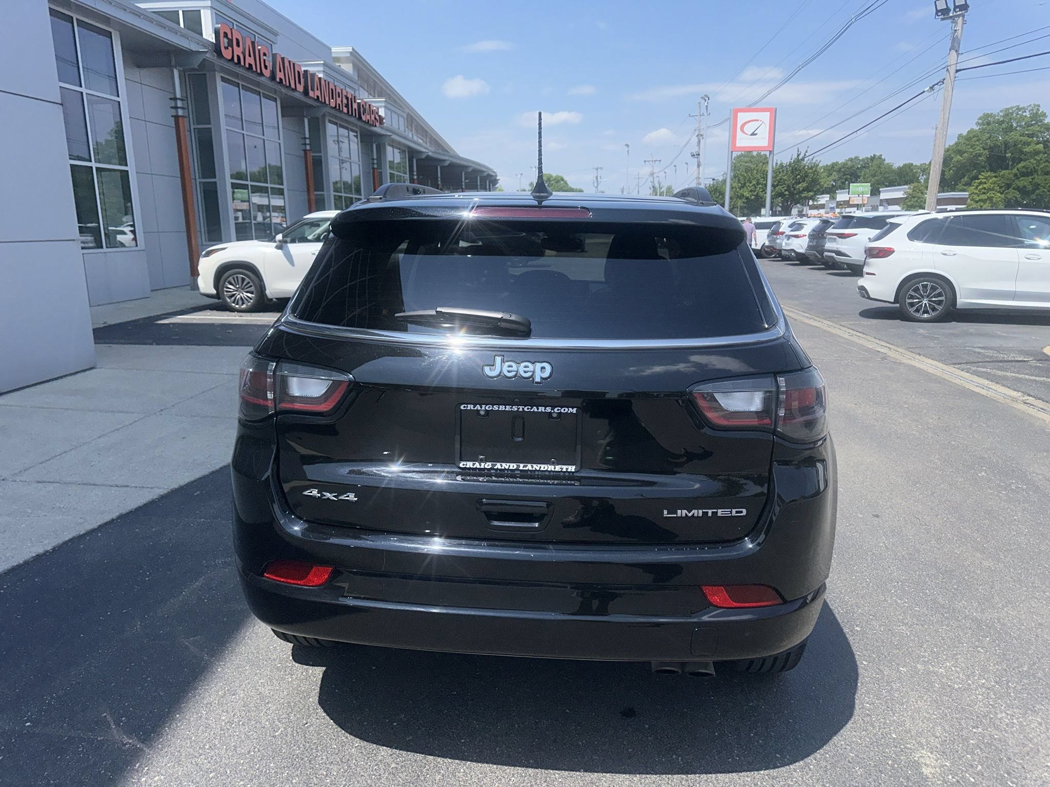 Used 2022 Jeep Compass Limited w/ Elite Group AWD/4WD image 6