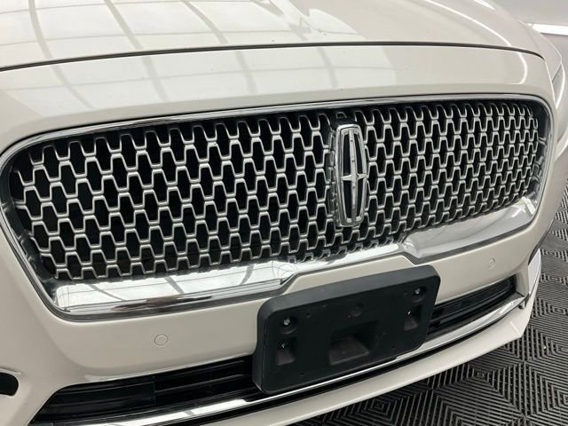 Used 2018 Lincoln Continental Reserve w/ Continental Climate Package image 18