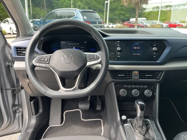 Used 2023 Volkswagen Taos SE w/ Panoramic Sunroof Package AWD/4WD image 17