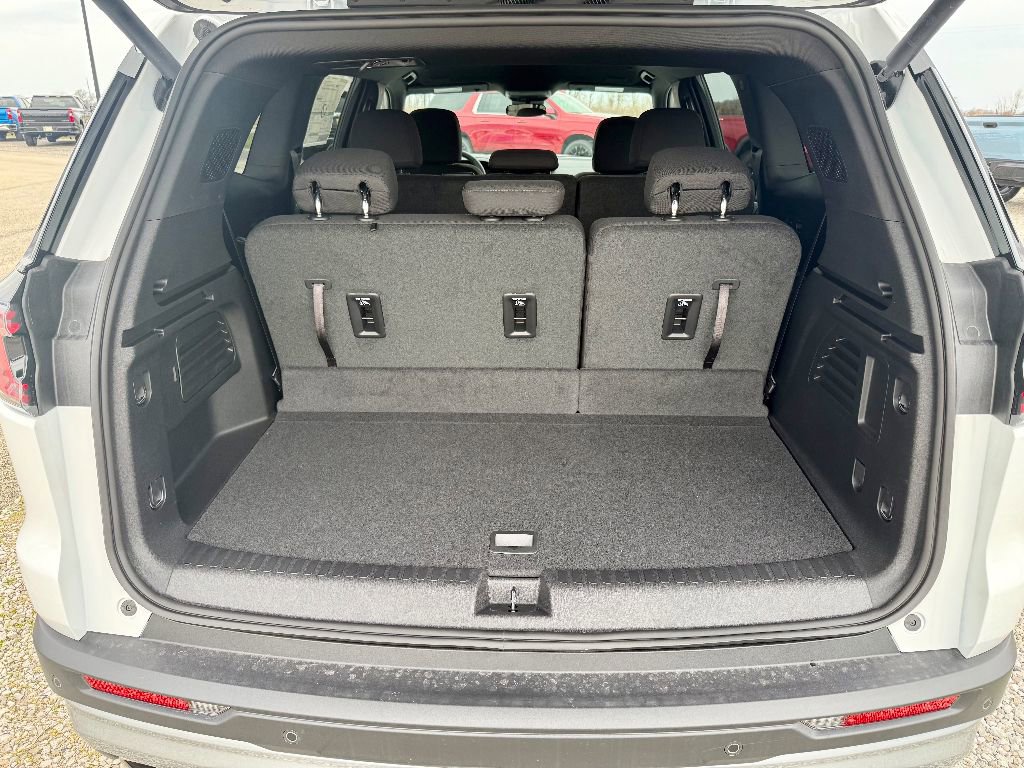 New 2025 GMC Acadia Elevation image 25