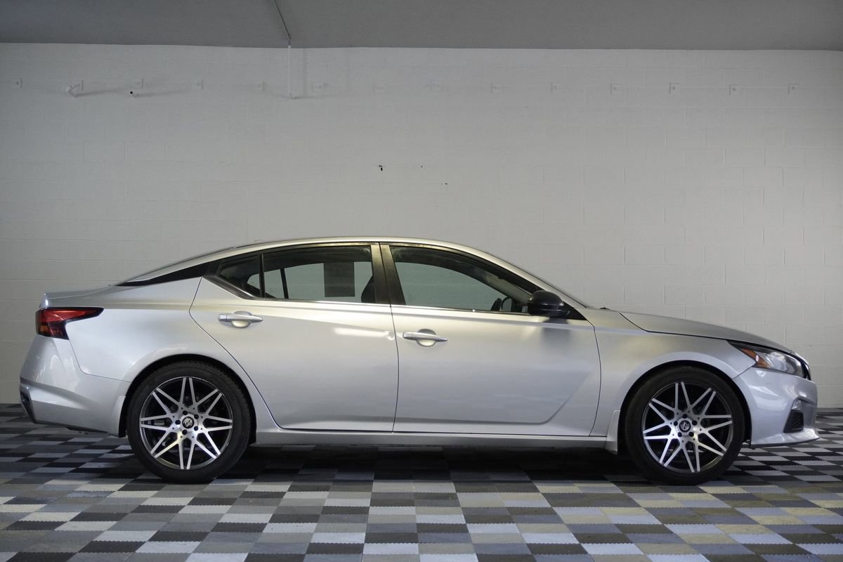Used 2020 Nissan Altima 2.5 SR image 7