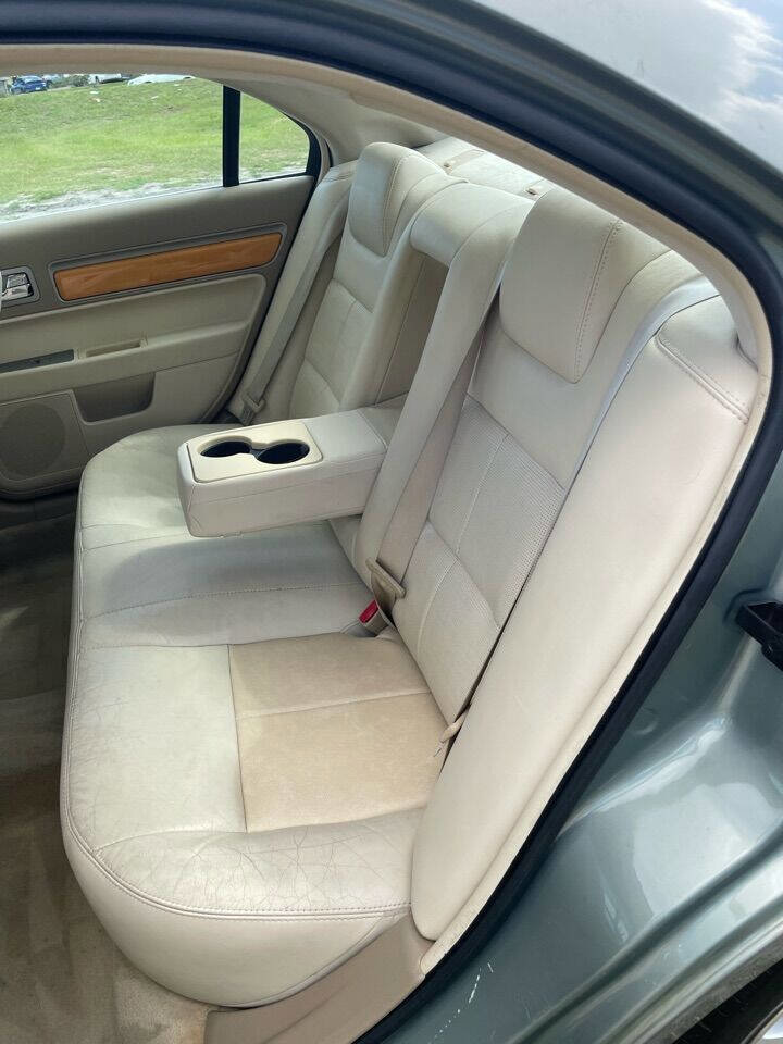 Used 2008 Lincoln MKZ image 15
