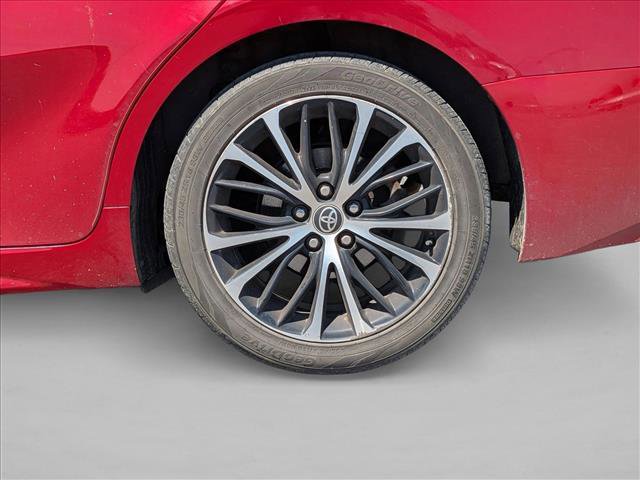 Used 2020 Toyota Camry SE FWD image 14