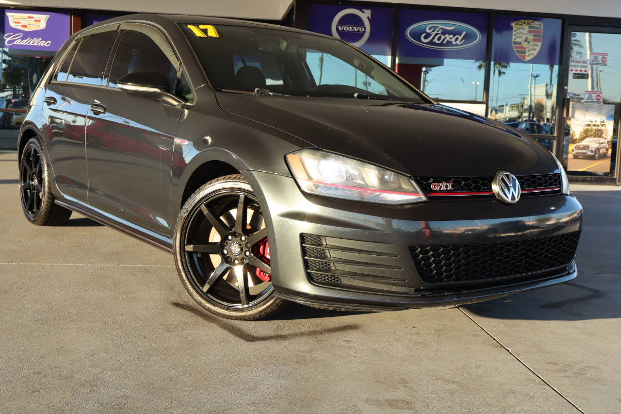 Used 2017 Volkswagen GTI Sport image 3