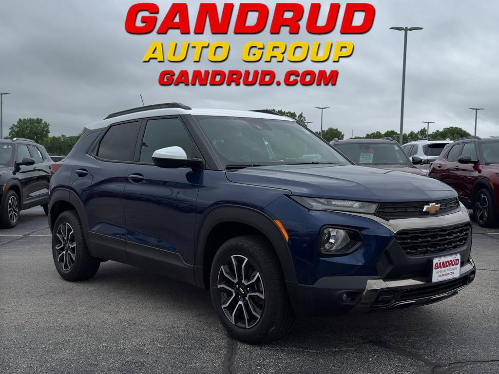 Used 2023 Chevrolet TrailBlazer ACTIV w/ Convenience Package AWD/4WD image 1