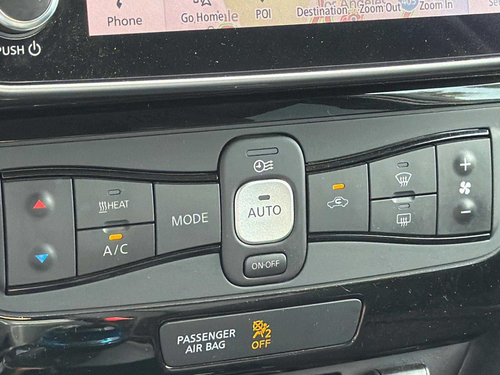 Used 2022 Nissan Leaf SV image 17