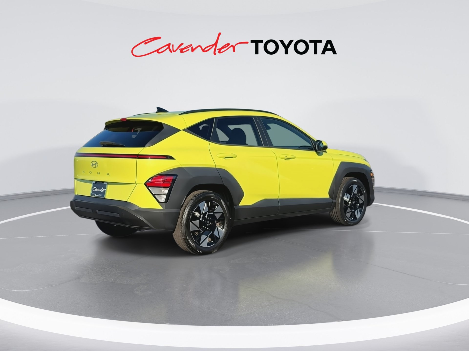 Used 2024 Hyundai Kona SEL FWD image 8