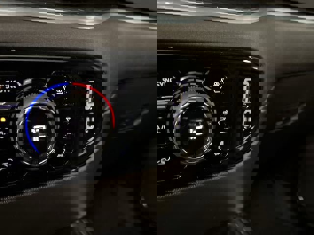 Certified 2022 Chevrolet Silverado 1500 LTZ w/ Technology Package image 35