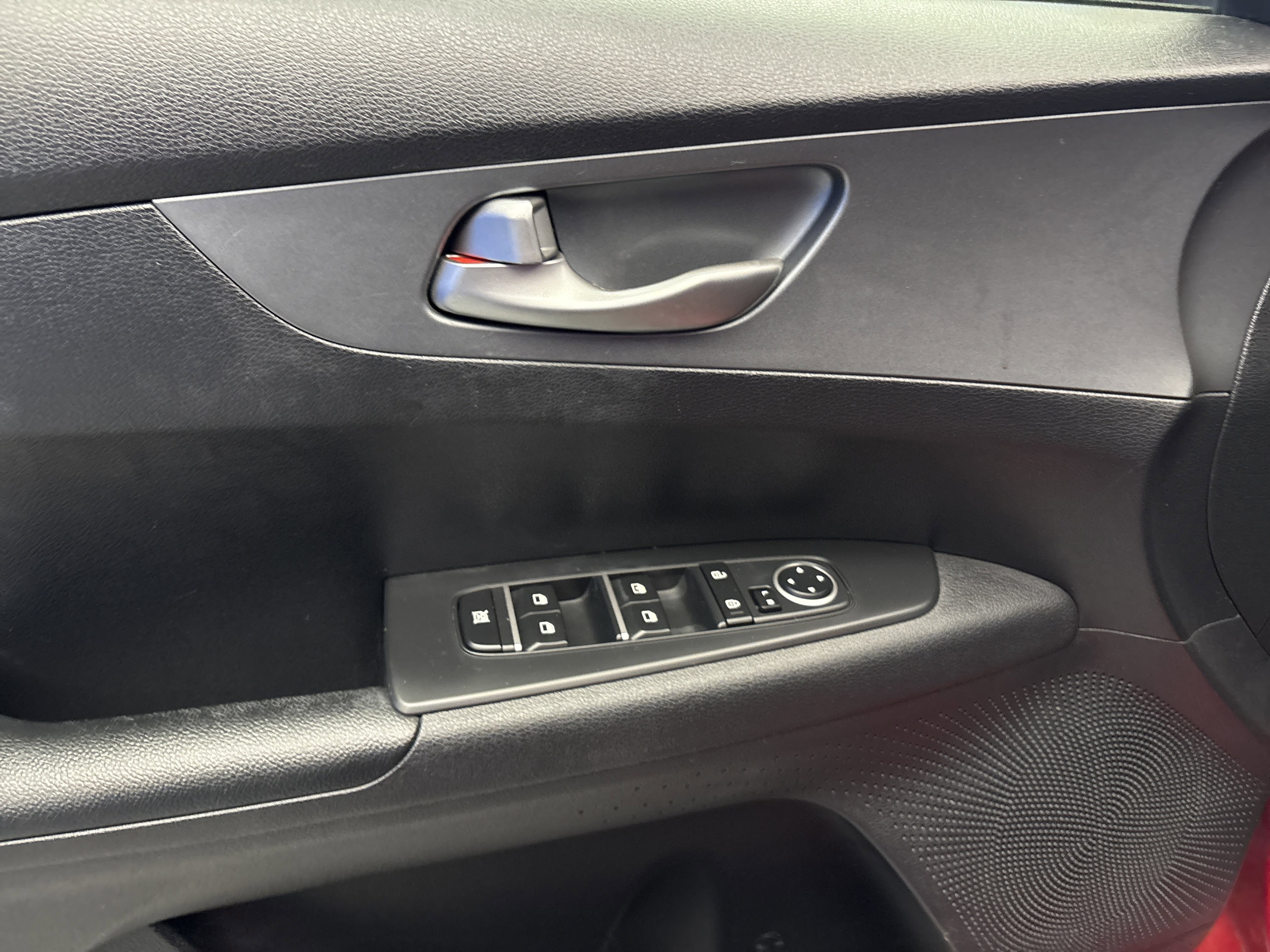 Used 2021 Kia Forte LXS FWD image 10